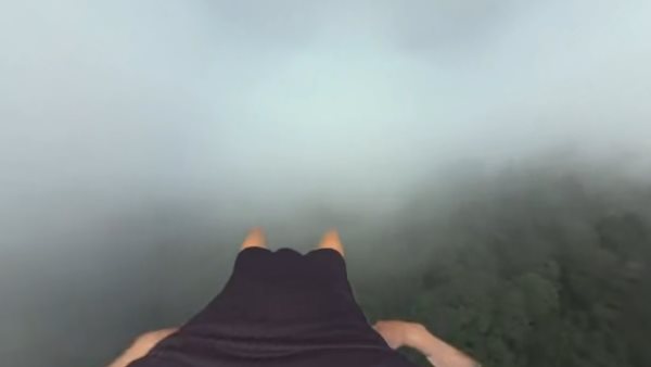 天国へ召される男性