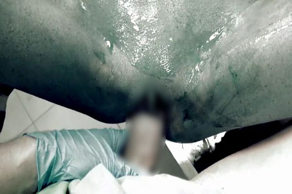 科学者にレイプされてしまうロズウェル事件の宇宙人