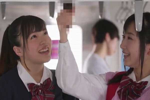 通学に使う電車にペットのおちんちんを連れてきた女子校生の神坂ひなの