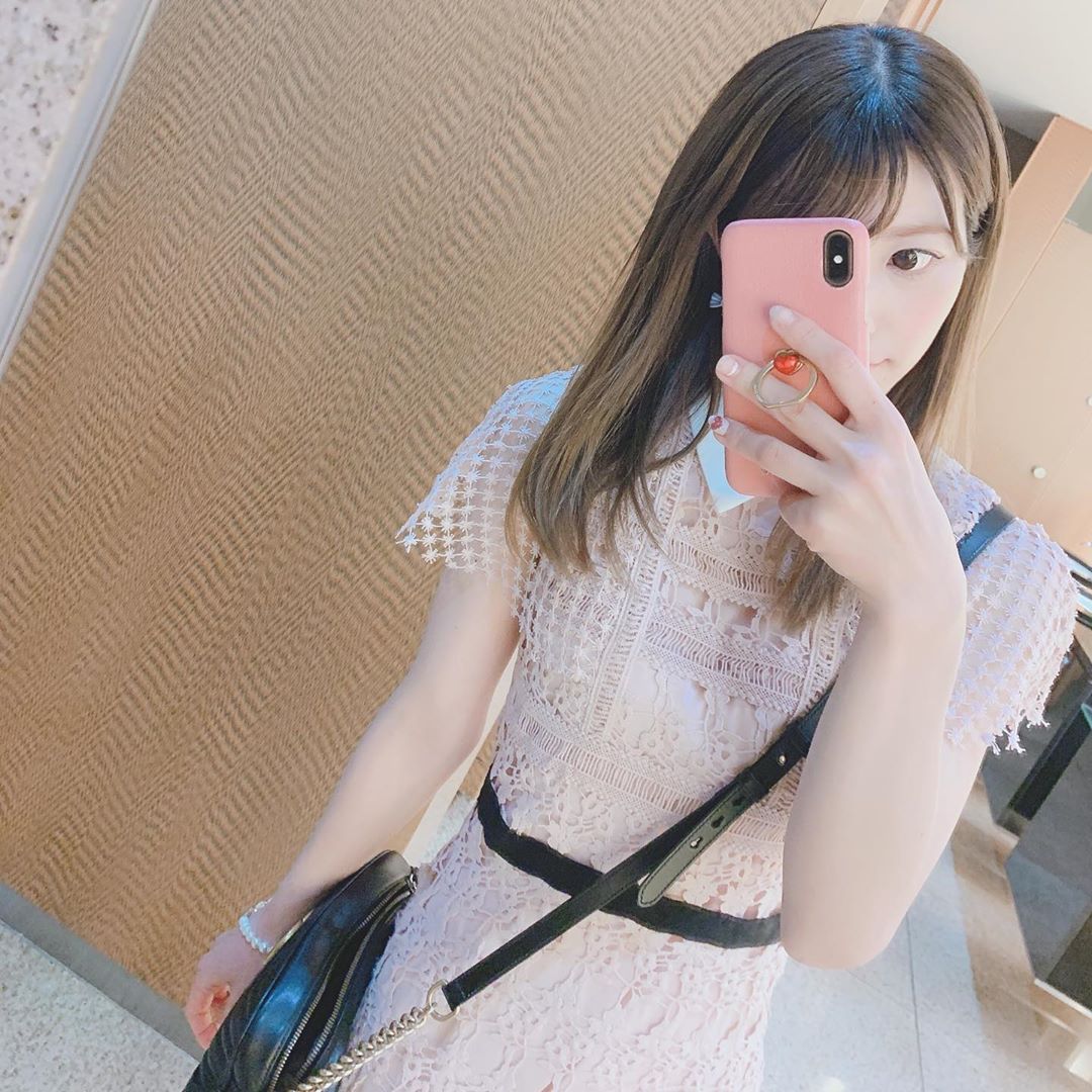 AV女優の上原亜衣が激ヤセした姿でSNS復帰
