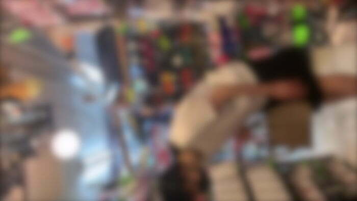 【おっぱい痴漢】透明感溢れる薄着の美女のおっぱいを触りまくりでイキそうwww-00002