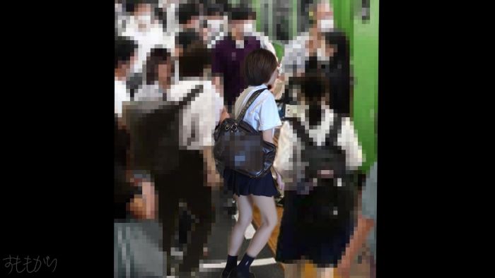 【電車痴漢】全身性感帯な美少女に中出し痴漢!美乳鬼責め下半身ヌレヌレのワレメに肉棒ブチ込みたっぷり中出し-001