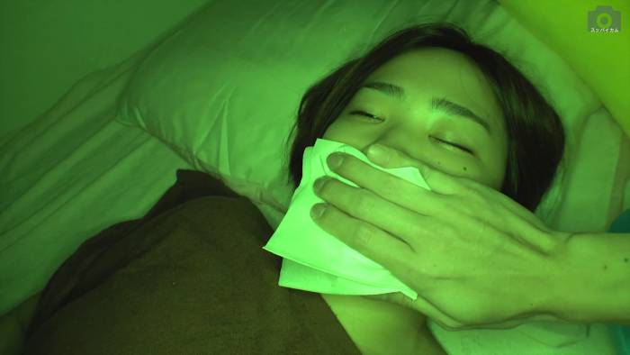 【家庭内みんかん】深夜3時過ぎ、美麗パイパンGカップ姉の部屋で【前回は家庭内盗撮】-001