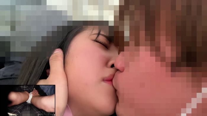 【電車痴漢 #17】《アイドル級マスク美女子●生》SNSで釣れた激カワちゃんに極長チンポで子宮内受精間違いなしの中出し-004
