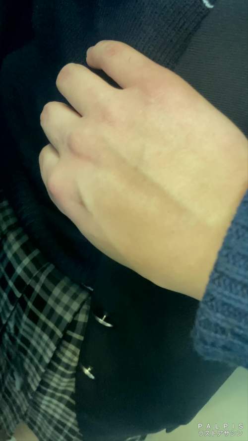 【忍射Ep31】ムサ生娘に触りとぶっかけ。車内にて。-010