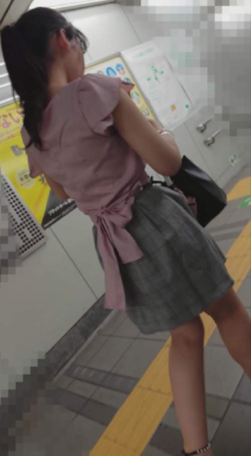 窃触記録映像73-001