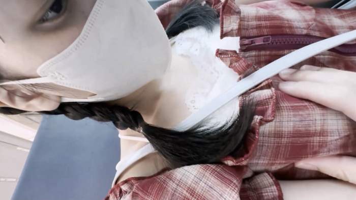 電車お触り30 スーパー可愛いコ登場!マシュマロおっぱいをずーーっとモミモミしました-004