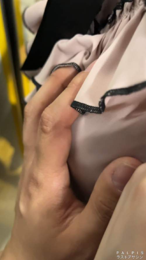 【忍射Ep40】地雷生娘に集団触り。車内にて-003