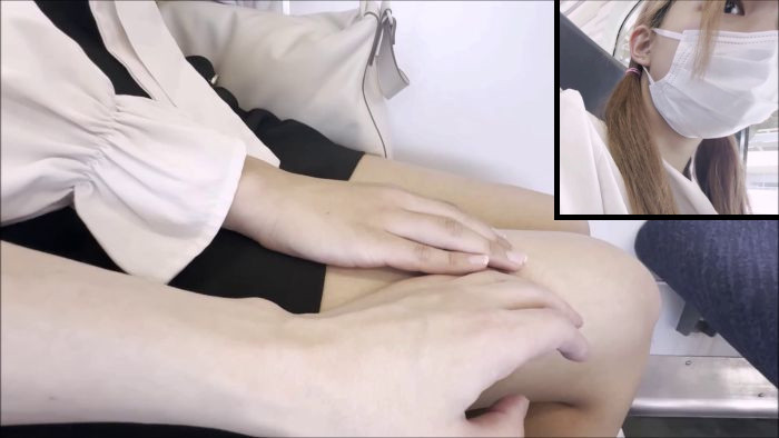 電車お触り32 めっちゃ美味しそうなコがいたので美脚をさわさわ、柔らかおっぱいをひたすら揉んでます。。正直イキそうでした。-005