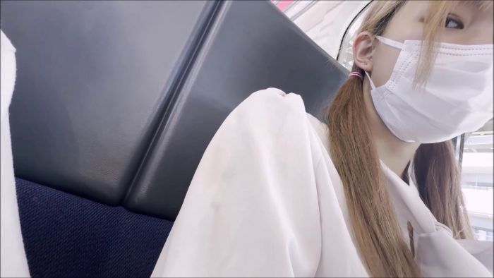 電車お触り32 めっちゃ美味しそうなコがいたので美脚をさわさわ、柔らかおっぱいをひたすら揉んでます。。正直イキそうでした。-006