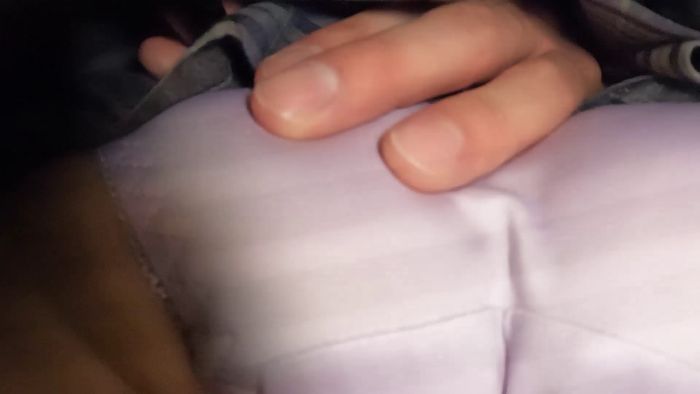 痴かん狂信者 #84【★4】真面目系娘のムッチリお尻を揉みしだき→Pずらし生尻揉むと激しく抵抗→スカート捲れ歩きの後追い撮り-003