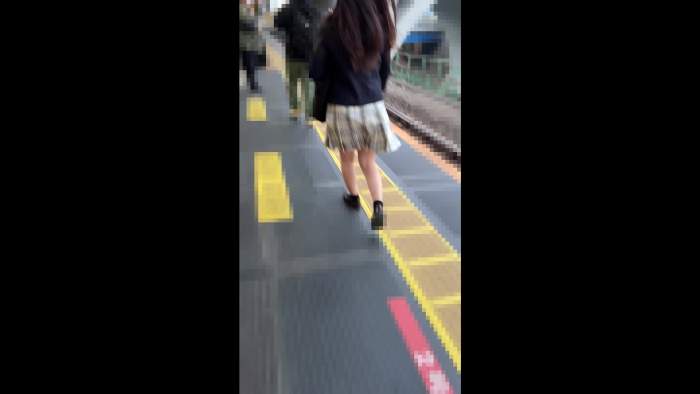 窃触記録映像90-010