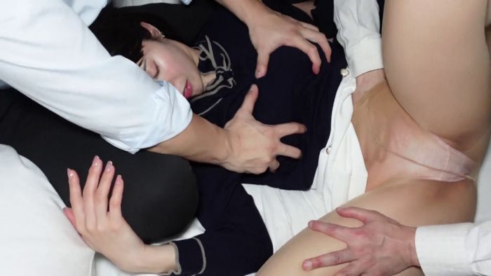 コンサートイベント打ち上げ三次会/有名交響楽団美人ヴァイオリニスト(3連続潮吹き&ハメ潮)①-001