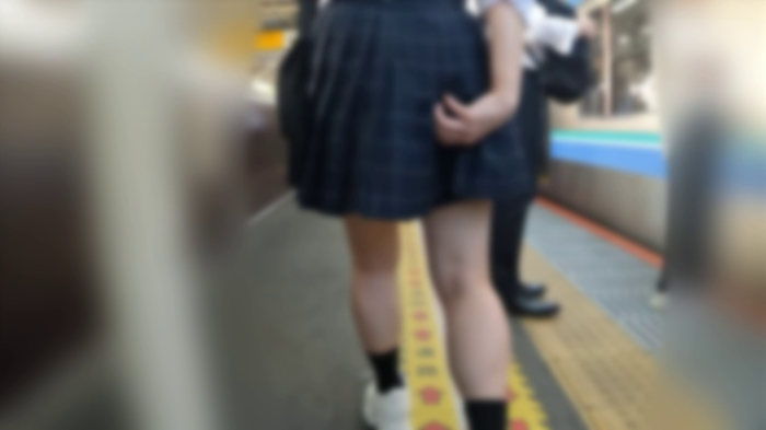 痴かん狂信者 #107【★5】綺麗系ギャルのムッチリ生尻を欲望のまま揉みしだき、クロッチずらして指入れ成功-010